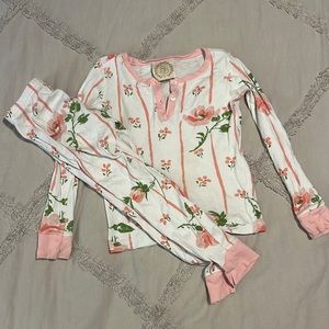 Beaufort Bonnet Pjs set floral size 4T